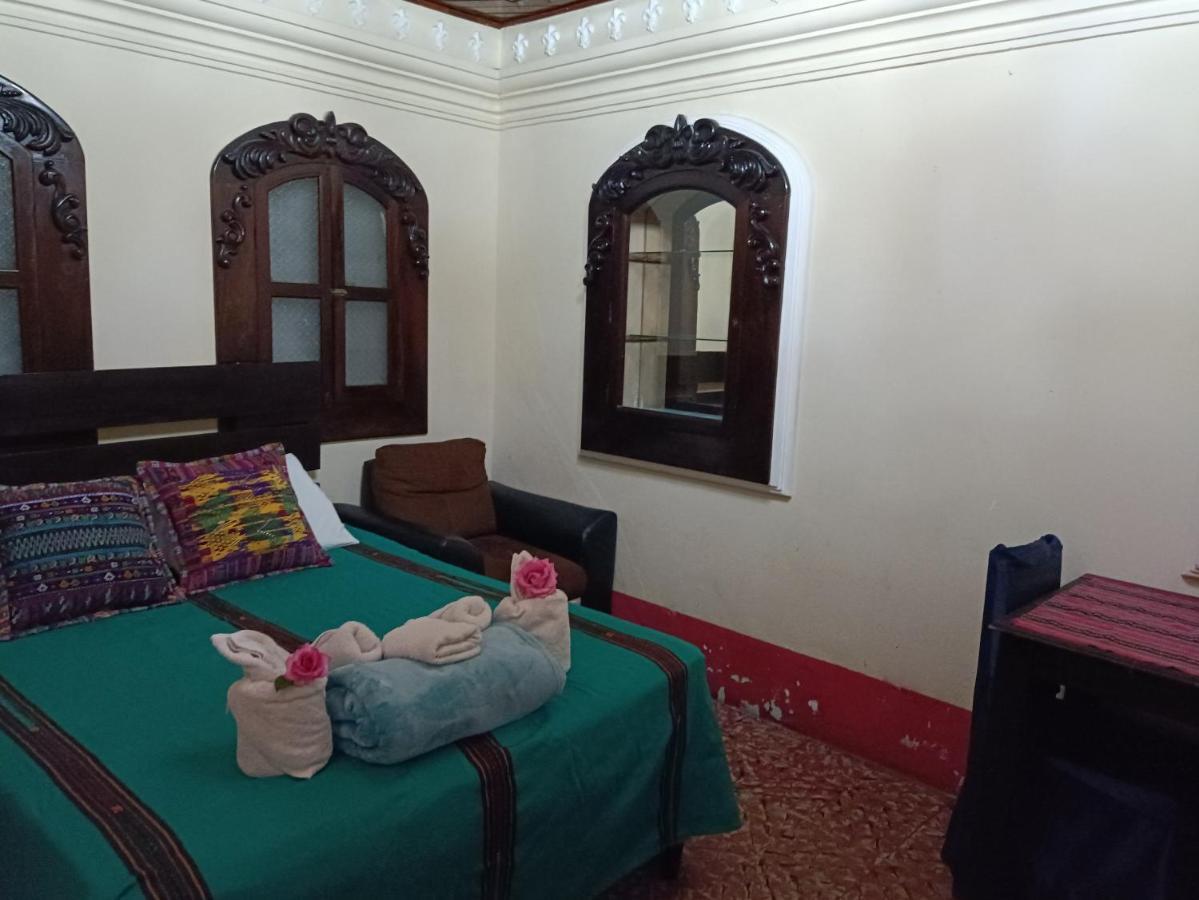 Hostal La Paz 危地马拉安地瓜 外观 照片