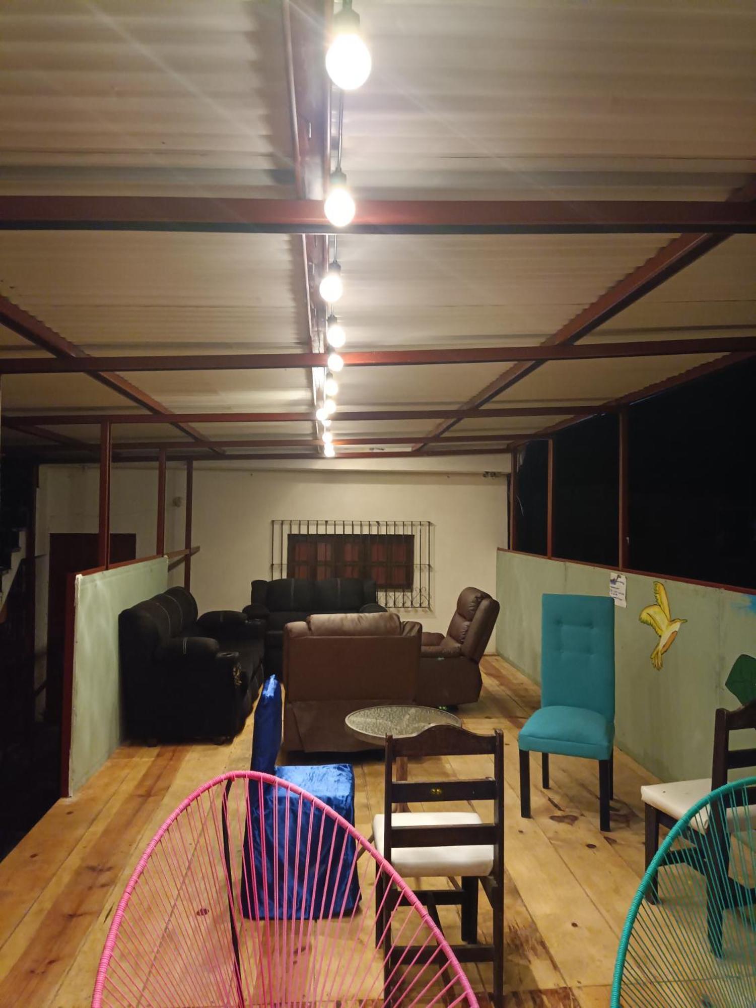 Hostal La Paz 危地马拉安地瓜 外观 照片